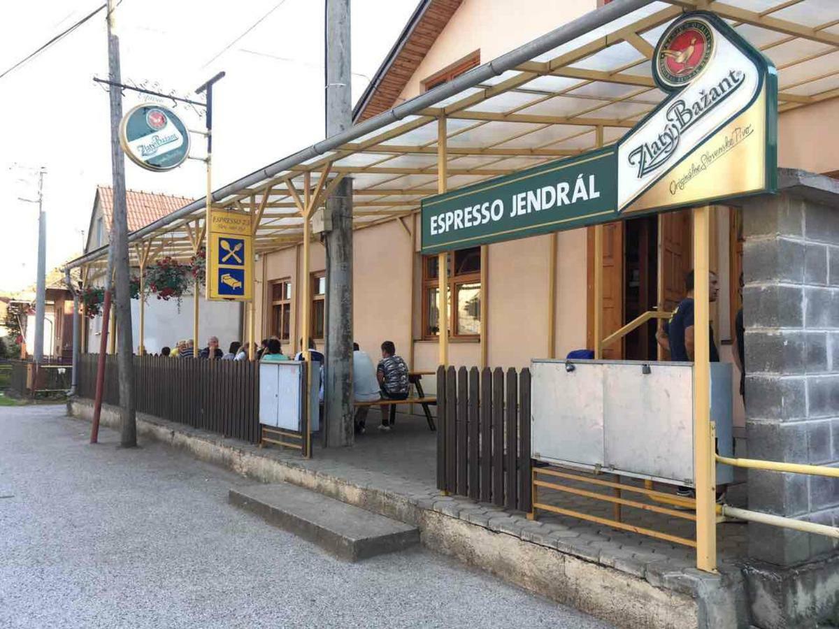 Penzion Jendral Hrabušice Buitenkant foto